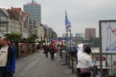 Düsseldorf und Rollstuhl